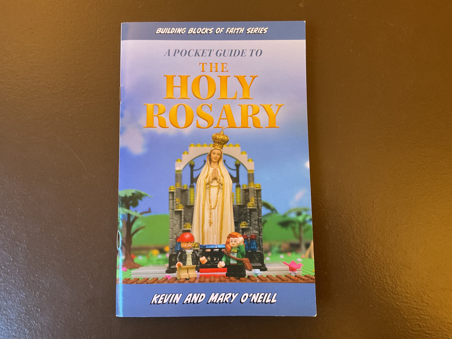 A Pocket guide to the Holy Rosary LEGO